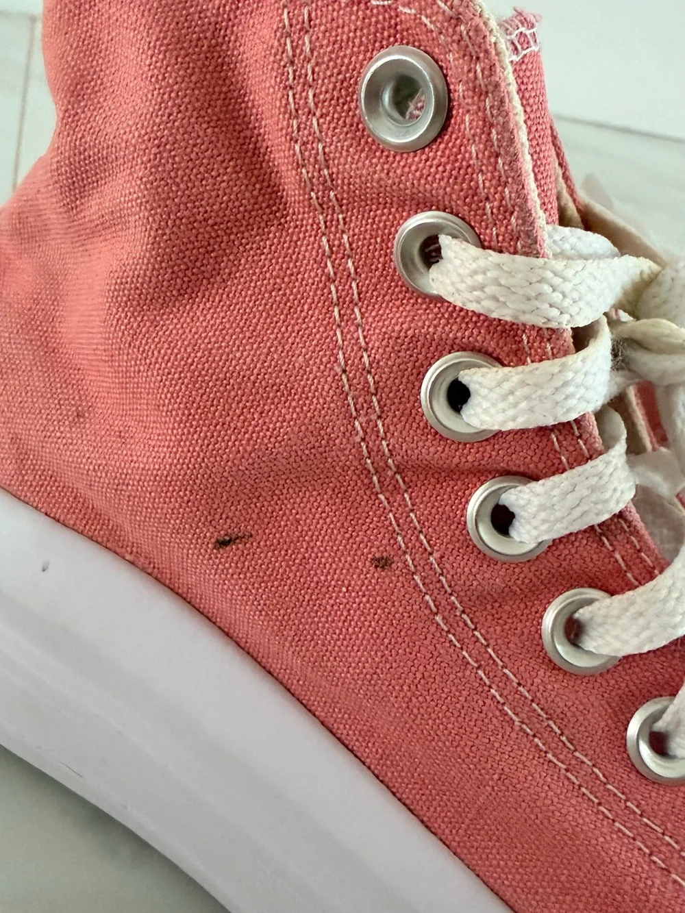 Converse high top